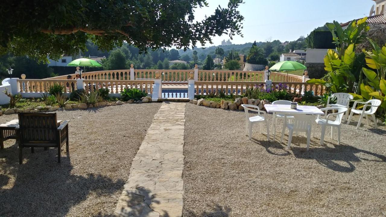 Larnella Holiday home *